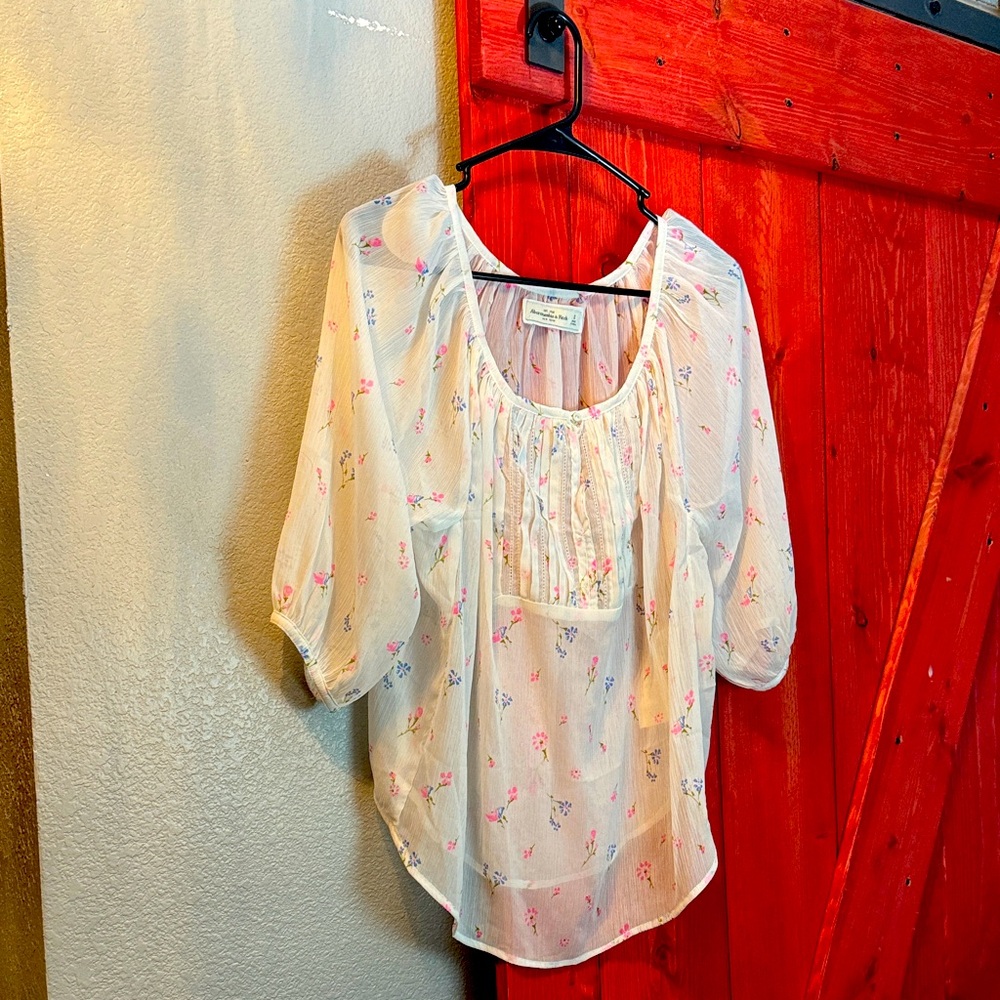 Abercrombie & Fitch Floral Sheer Blouse - Cream